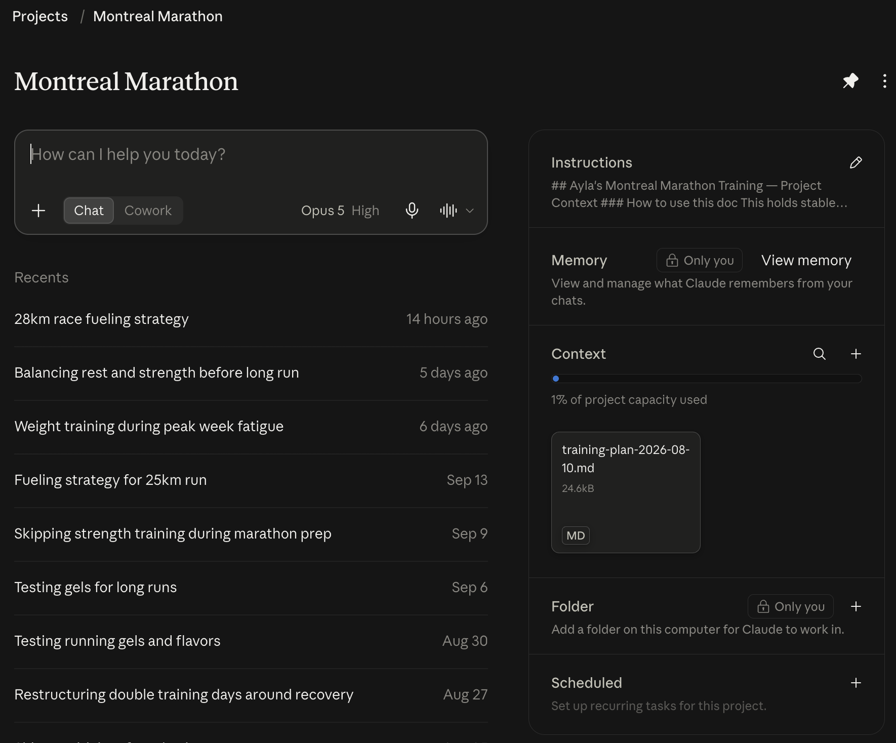 A Claude project called Montreal Marathon. On the left, the message box and a list of recent conversations inside the project, about fueling strategies, strength training and recovery. On the right, the project's instructions, its memory, one attached file, a training plan, and settings for a folder and scheduled tasks.