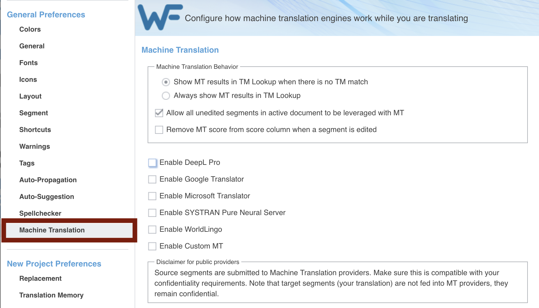 Le volet Machine Translation des préférences, atteint depuis la colonne de gauche où l'entrée Machine Translation est encadrée : un cadre Machine Translation Behavior avec deux boutons radio et deux cases, puis six fournisseurs à activer (DeepL Pro, Google Translator, Microsoft Translator, SYSTRAN Pure Neural Server, WorldLingo, Custom MT), et en bas un cadre Disclaimer for public providers.